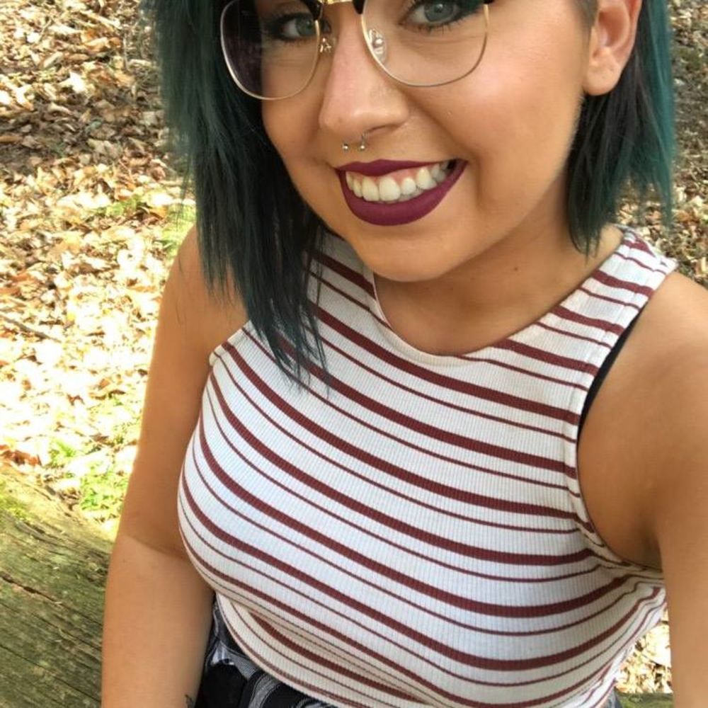 Meet your Posher, Amanda